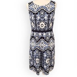 Talbots Sleeveless Blue and White Pique Pleated Dress Size 8